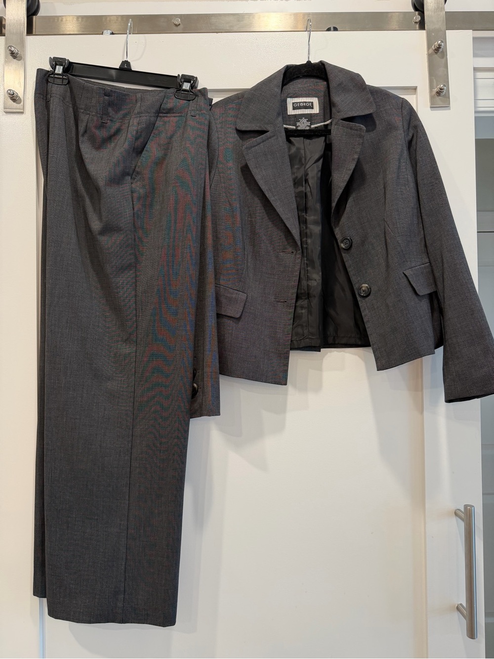 George Women’s 2 Piece Pant Suit Size 10 Blazer 14 Pants Gray Career Business